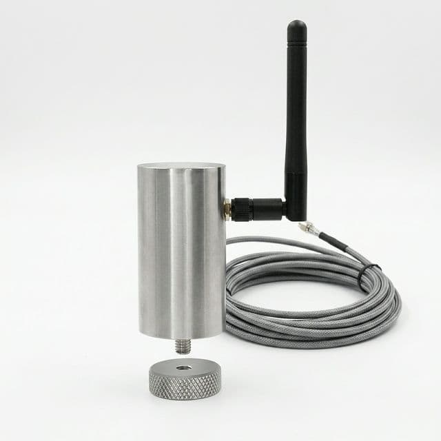 Vibration sensor for motor condition monitoring